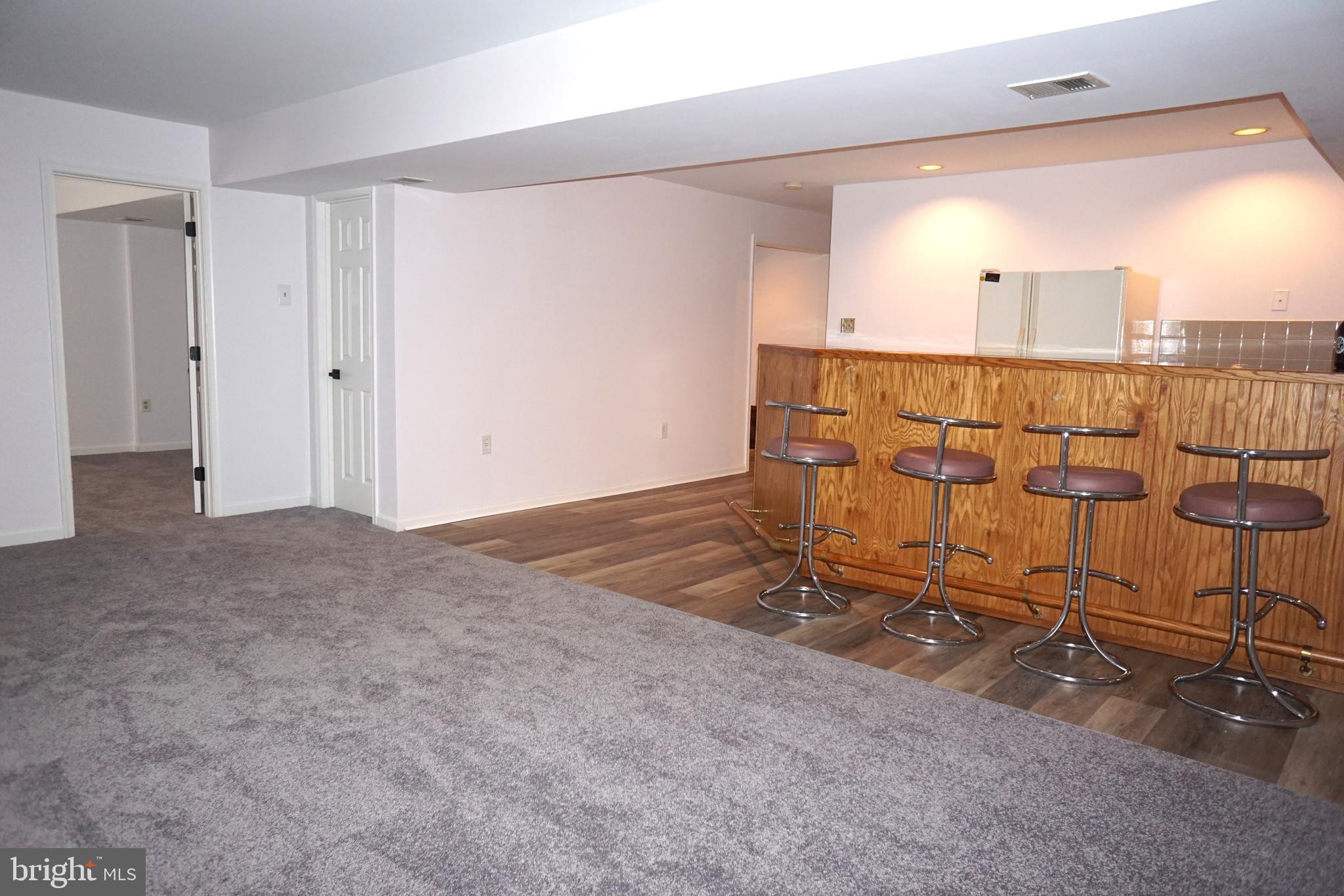 27 Appling Road Stafford, VA 22554 - Photo 74 of 79 Basement bar