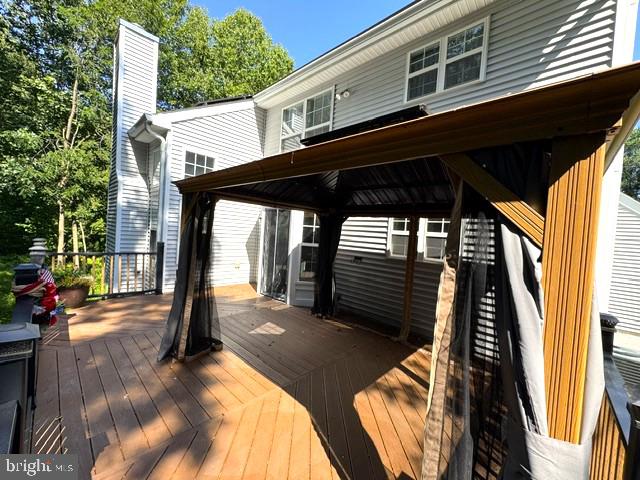 27 Appling Road Stafford, VA 22554 - Photo 77 of 79 Large gazebo for entertaining