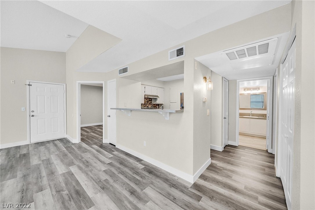 8101 West Flamingo Road, Unit 2124 Las Vegas, NV 89147 - Photo 11 of 25 Gallery Image 11