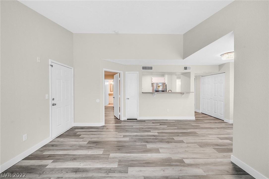 8101 West Flamingo Road, Unit 2124 Las Vegas, NV 89147 - Photo 10 of 25 Gallery Image 10