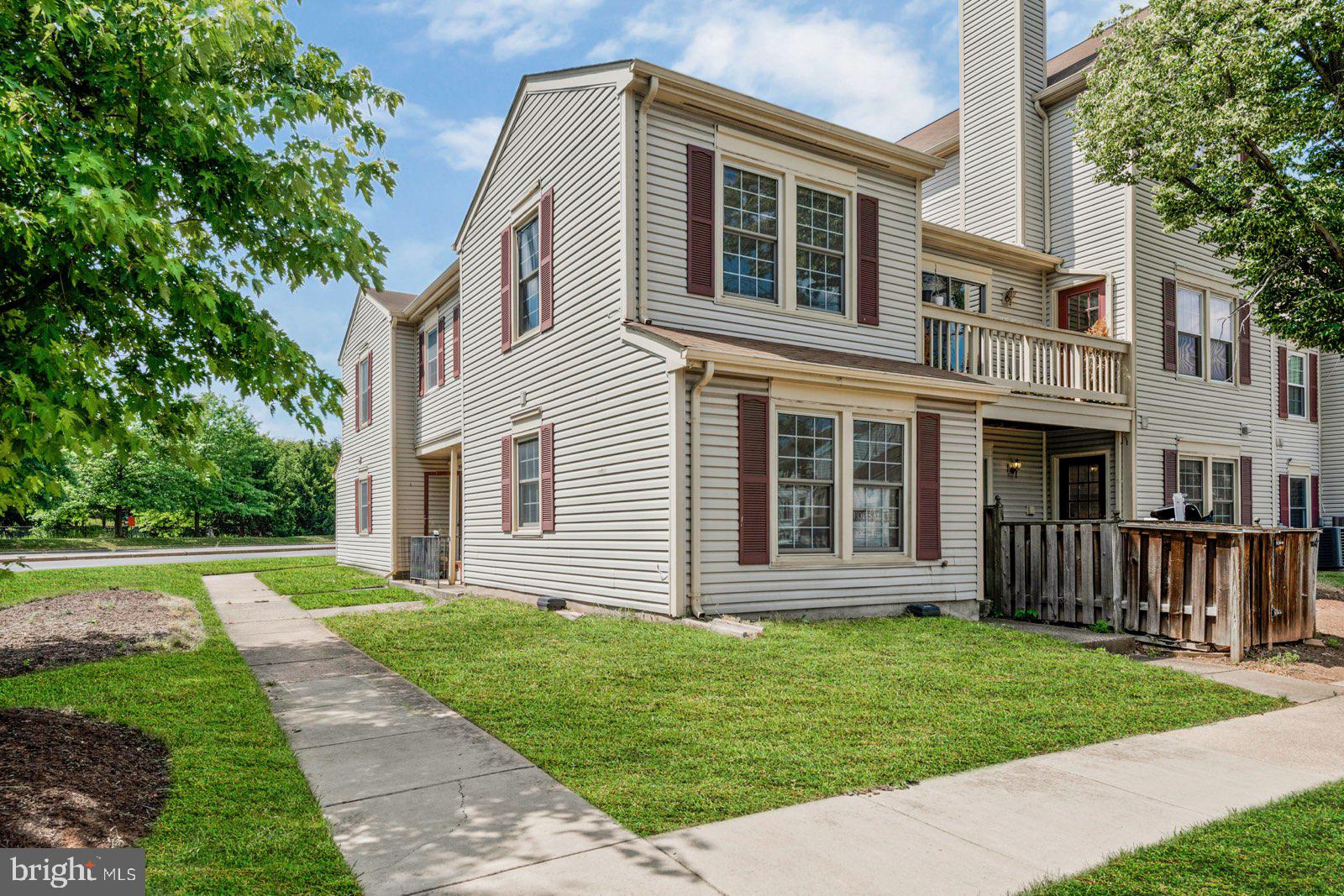 7554 Belle Grae Drive Manassas, VA 20109 - Photo 19 of 24 Exterior Back