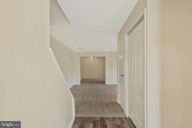 $320,000 | 7554 Belle Grae Drive, Manassas, VA 20109