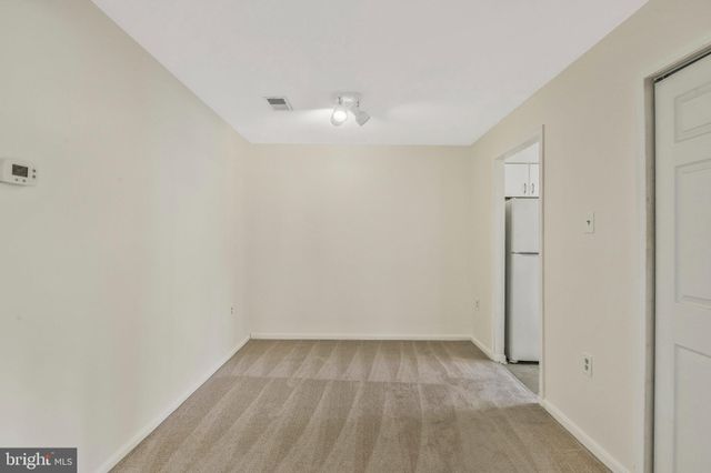 $320,000 | 7554 Belle Grae Drive, Manassas, VA 20109