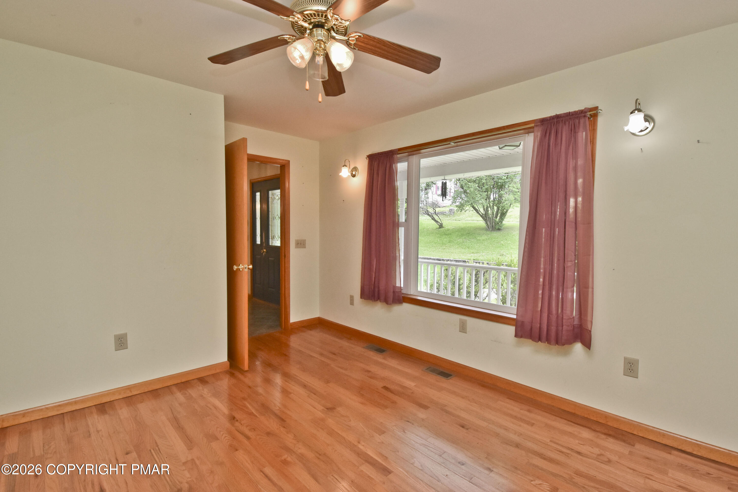 182 Frantz Road Bartonsville, PA 18321 - Photo 23 of 60 8 Office (3)