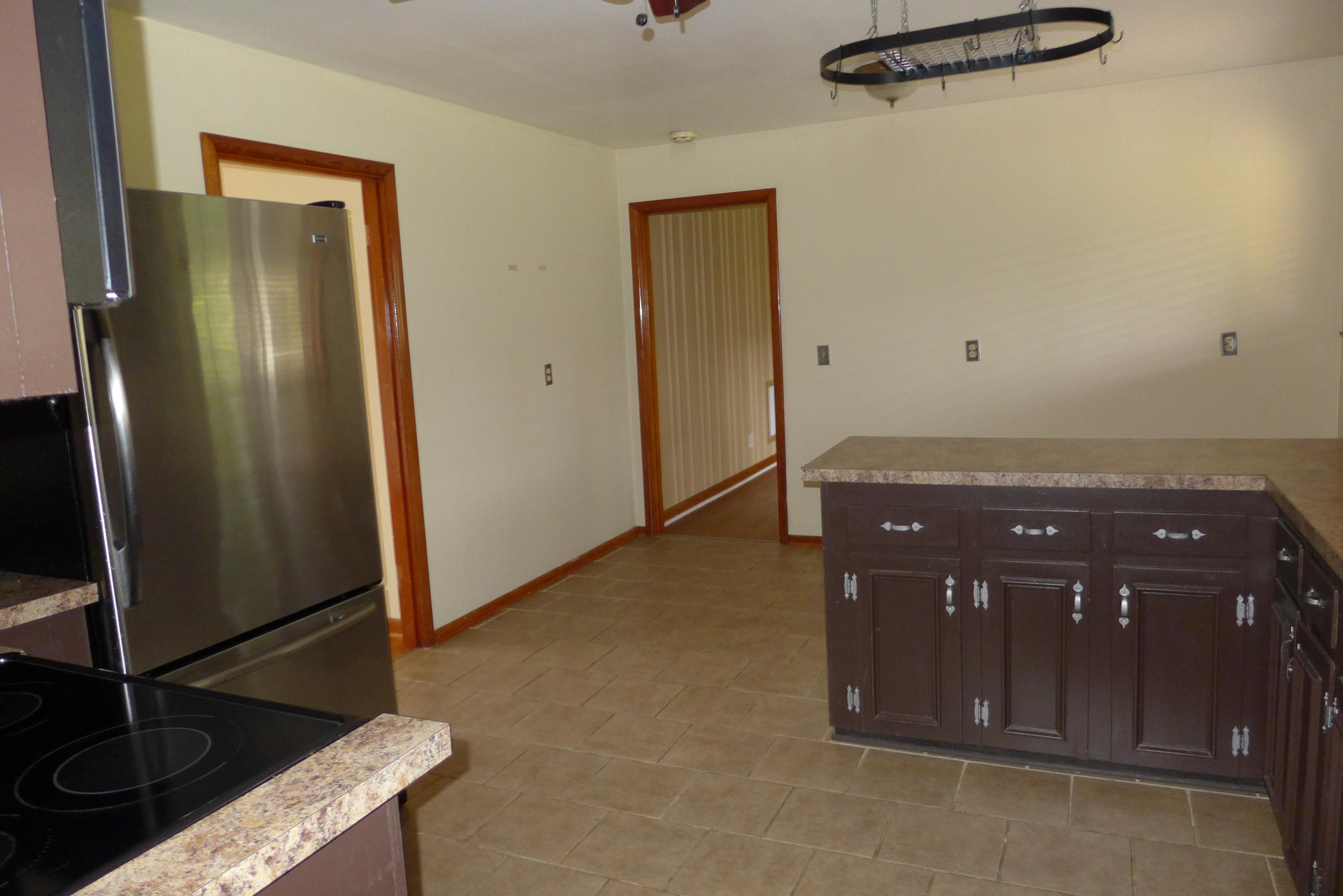 5004 Delashmitt Road Hixson, TN 37343 - Photo 5 of 18 Kitchen2