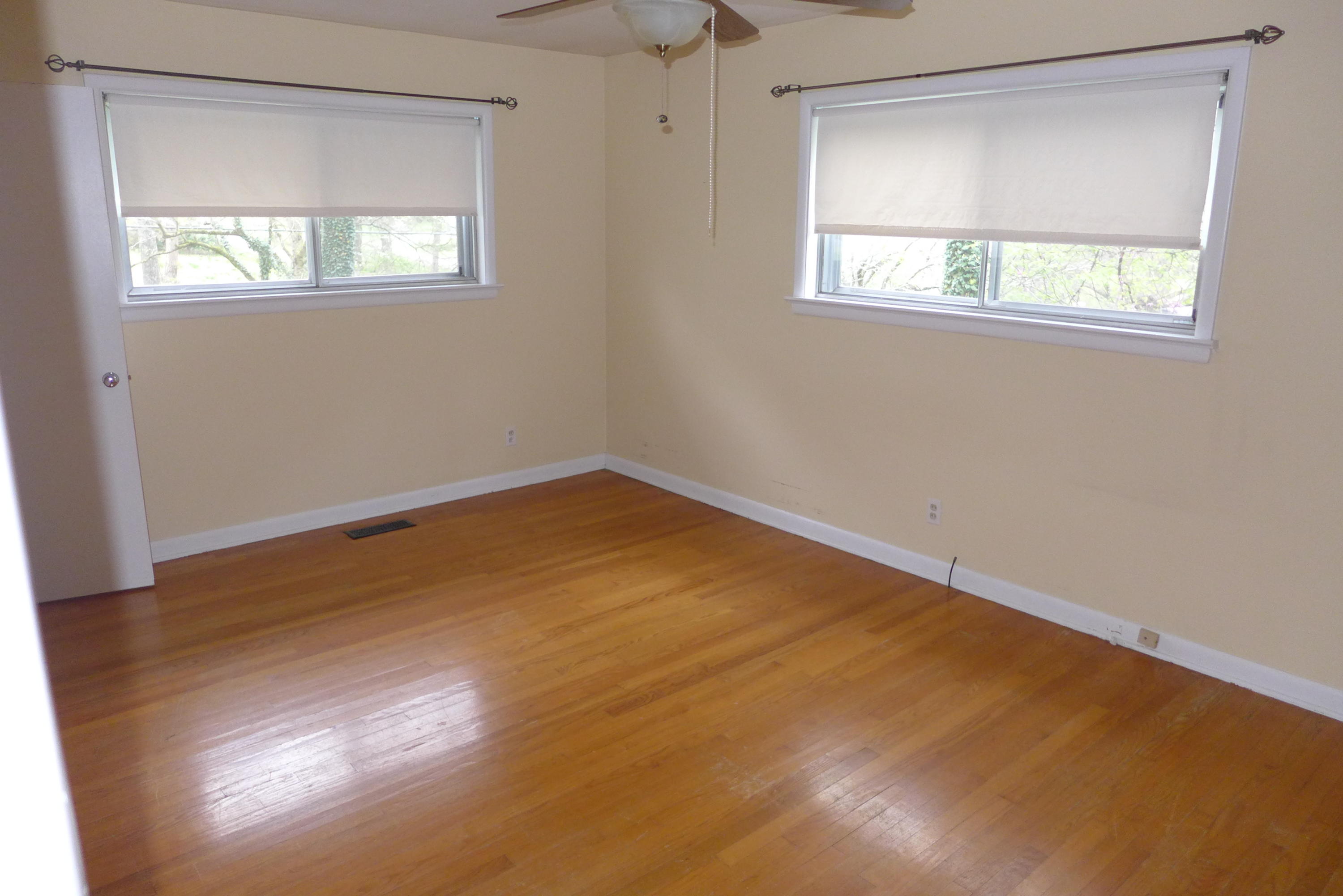 5004 Delashmitt Road Hixson, TN 37343 - Photo 9 of 18 Master Bedroom