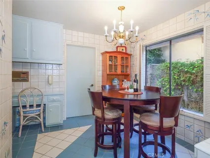 $2,349,000 | 2560 Vía Sanchez, Palos Verdes Estates, CA 90274