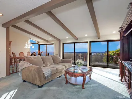 $2,349,000 | 2560 Vía Sanchez, Palos Verdes Estates, CA 90274
