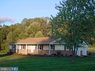 447 Valley Road West Grove, PA 19390 - Photo 1 of 6 Gallery Image 1