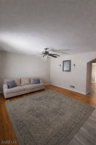 145 Pine Street Pompton Lakes, NJ 07442 - Photo 6 of 13