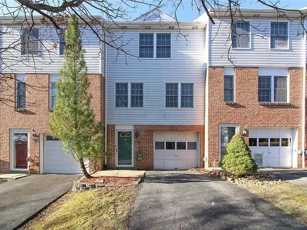 $1,950 | 165 Meadowview Drive, Canonsburg, PA 15317