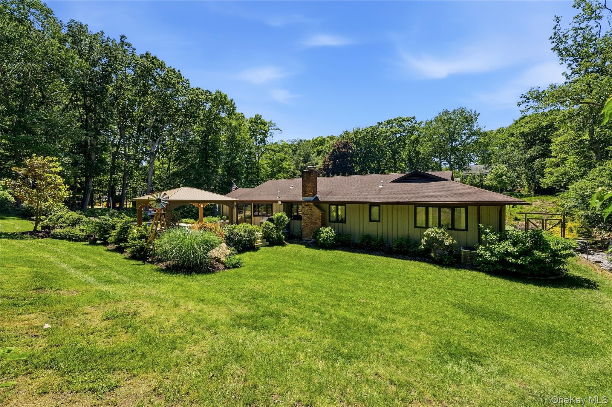 53 Soundview Drive Shoreham, NY 11786 - Photo 35 of 44