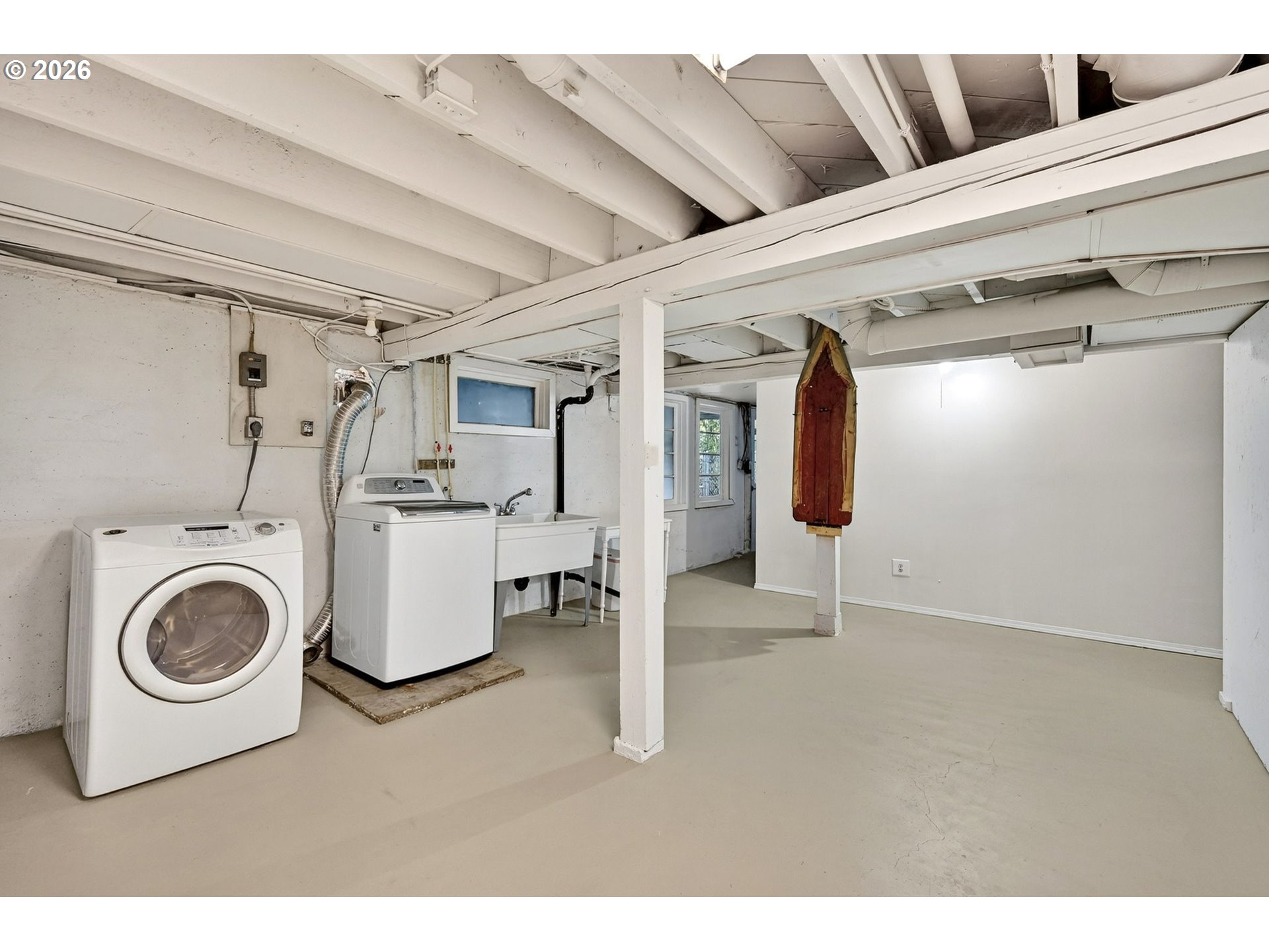 11811 Southwest 34th Avenue Portland, OR 97219 - Photo 27 of 39 a utility room with dryer and washer