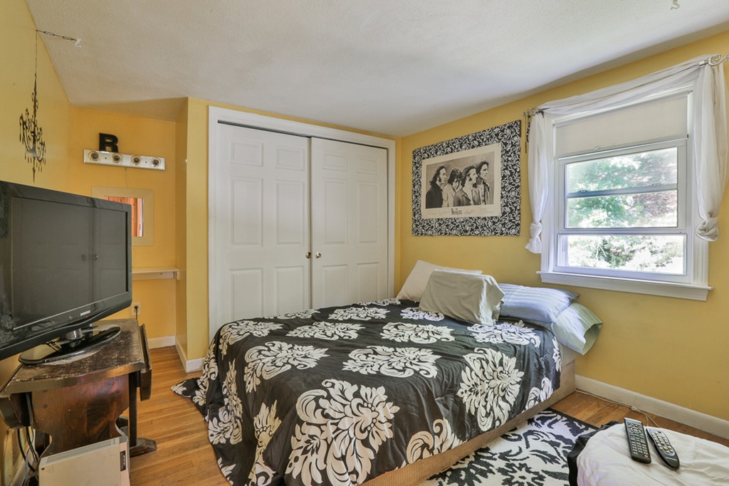 247 Den Quarry Road Lynn, MA 01904 - Photo 15 of 17 Gallery Image 15