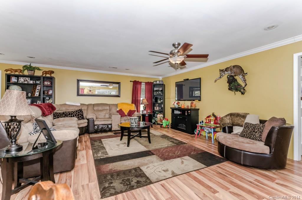 2923 White Store Road Wingate, NC 28174 - Photo 8 of 24