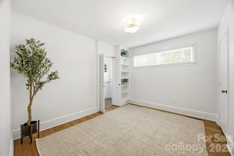 $294,900 | 4500 Woodlark Lane, Charlotte, NC 28211