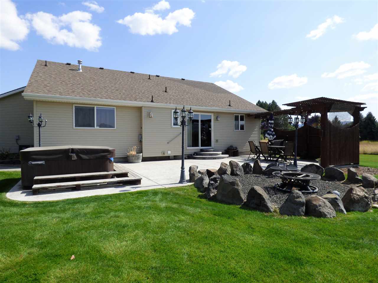 2912 South Adams Road Veradale, WA 99037 - Photo 17 of 20