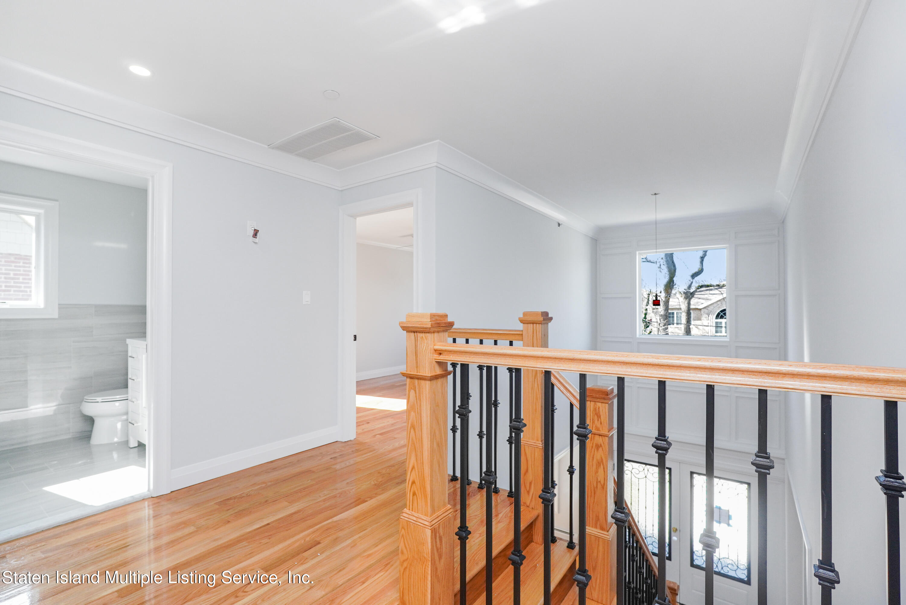 39 Highland Road Staten Island, NY 10308 - Photo 15 of 36 Photo Jun 30 2019, 4 40 53 PM