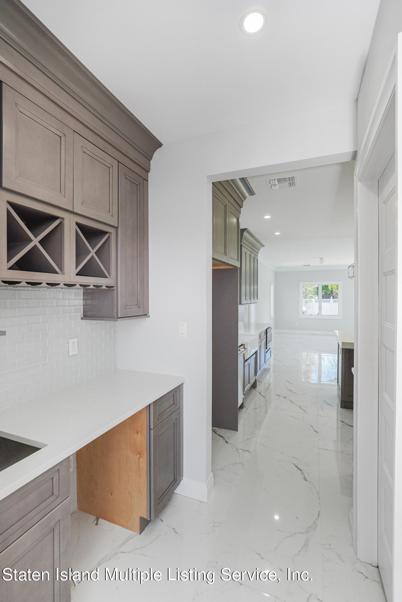 39 Highland Road Staten Island, NY 10308 - Photo 6 of 36 Photo Jun 30 2019, 4 47 46 PM