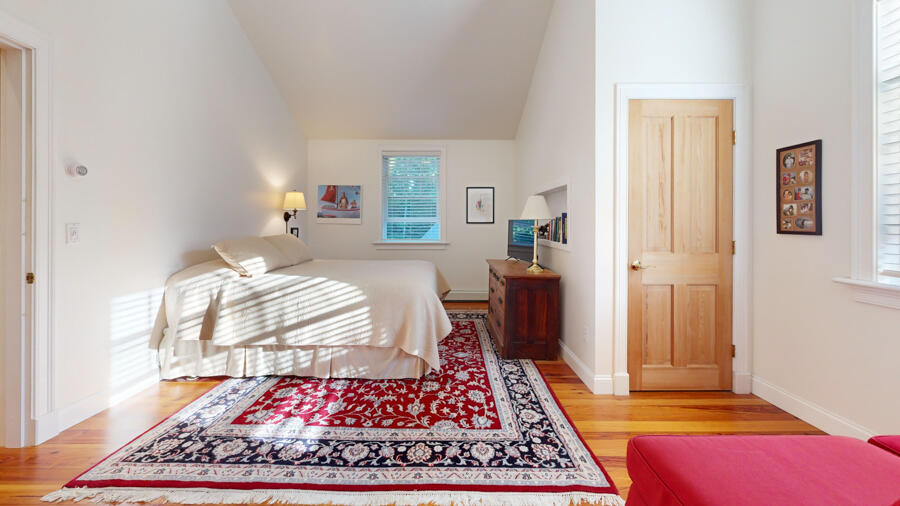 29 Boulder Hill Road Tenants Harbor, ME 04860 - Photo 61 of 90 2nd Floor Bedroom Suite # 2