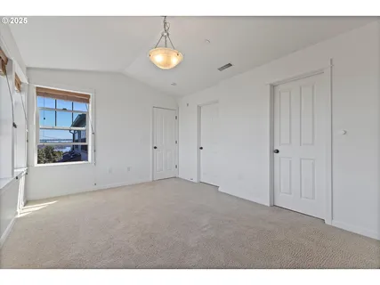 $325,000 | 9219 Northwest Germantown Road, Portland, OR 97231