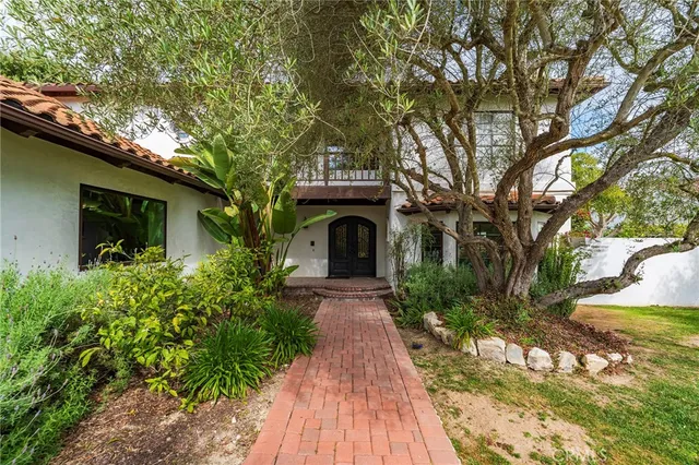 $3,125,000 | 23 Country Meadow Road, Rolling Hills Estates, CA 90274
