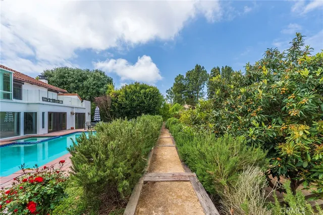 $3,125,000 | 23 Country Meadow Road, Rolling Hills Estates, CA 90274