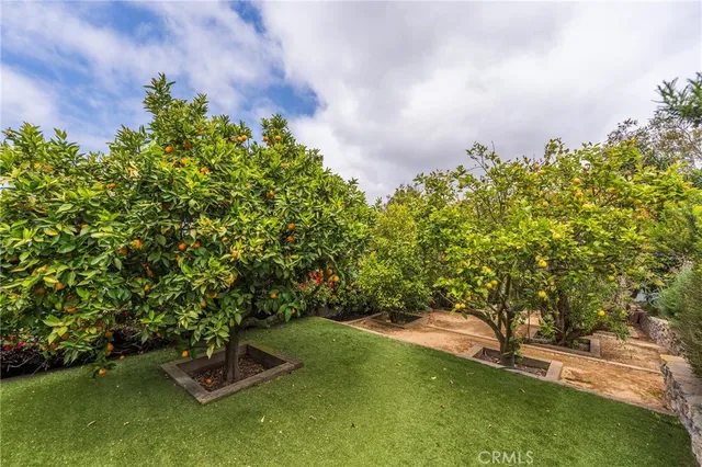 $3,125,000 | 23 Country Meadow Road, Rolling Hills Estates, CA 90274