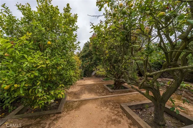 $3,125,000 | 23 Country Meadow Road, Rolling Hills Estates, CA 90274