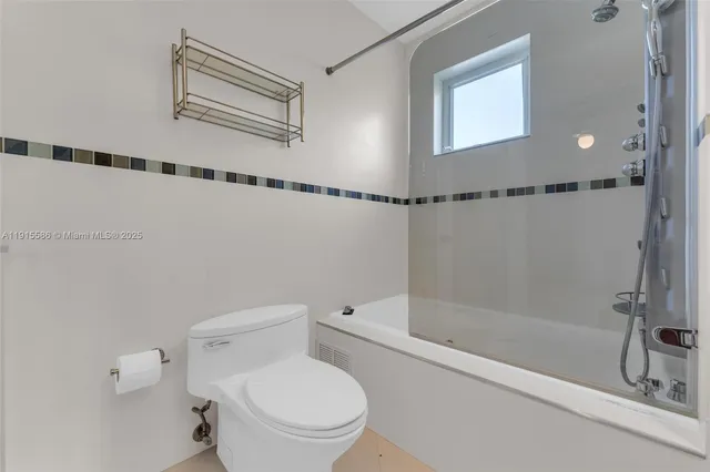 $1,575,000 | 7261 West Troon Circle, Miami Lakes, FL 33014