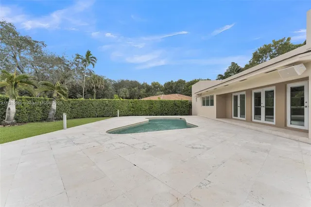 $1,575,000 | 7261 West Troon Circle, Miami Lakes, FL 33014