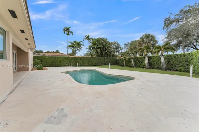 $1,575,000 | 7261 West Troon Circle, Miami Lakes, FL 33014