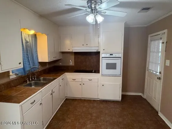 $1,495 | Undisclosed Address, Pearl, MS 39208