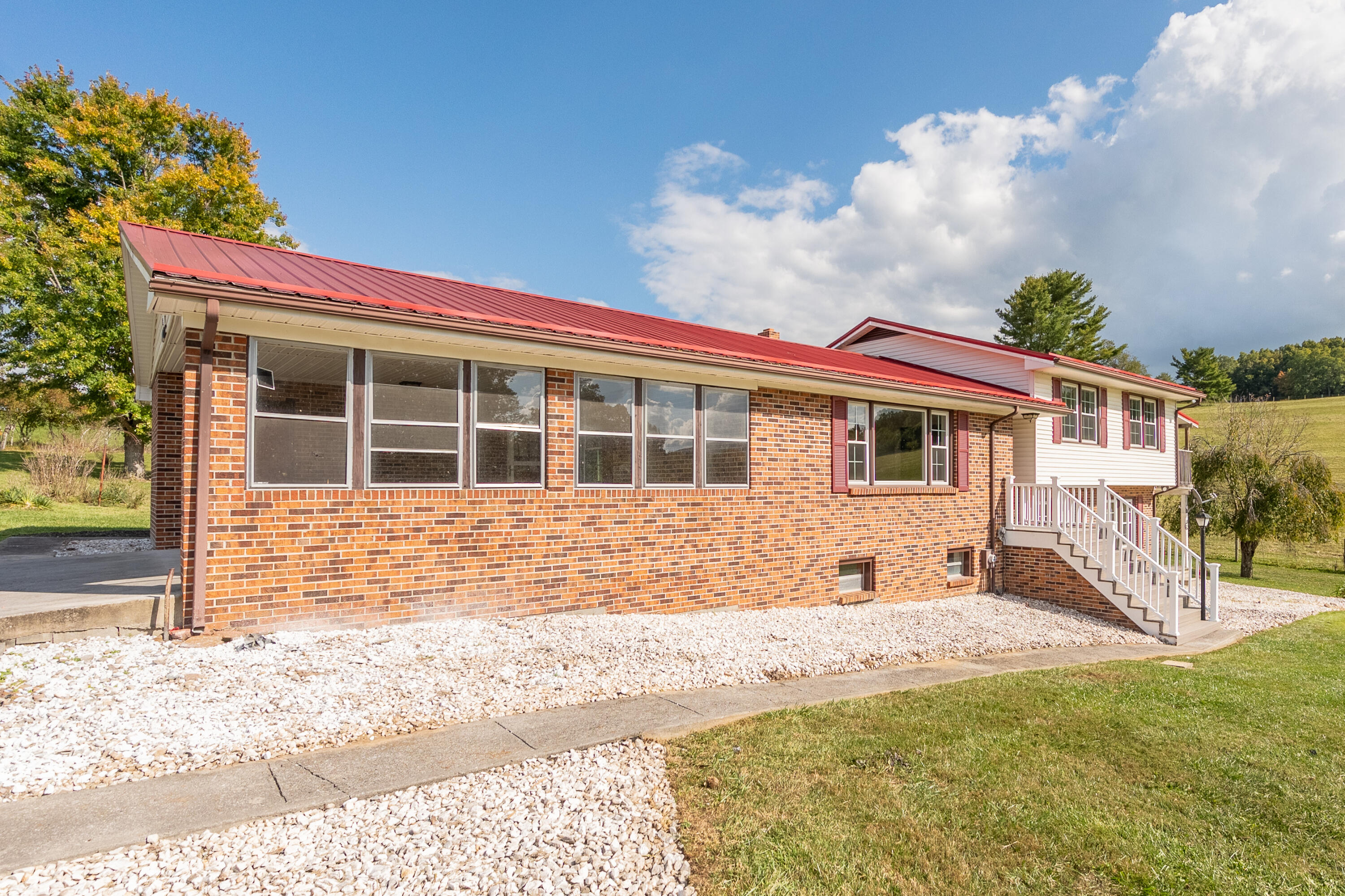 5100 Altizer Sugar Run Road Hiwassee, VA 24347 - Photo 76 of 82 Hiwassee-96