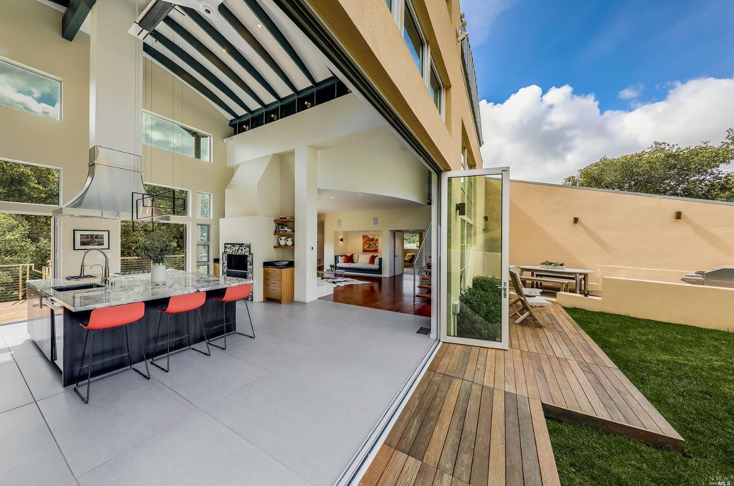 20 Westgate Drive San Rafael, CA 94903 - Photo 3 of 37