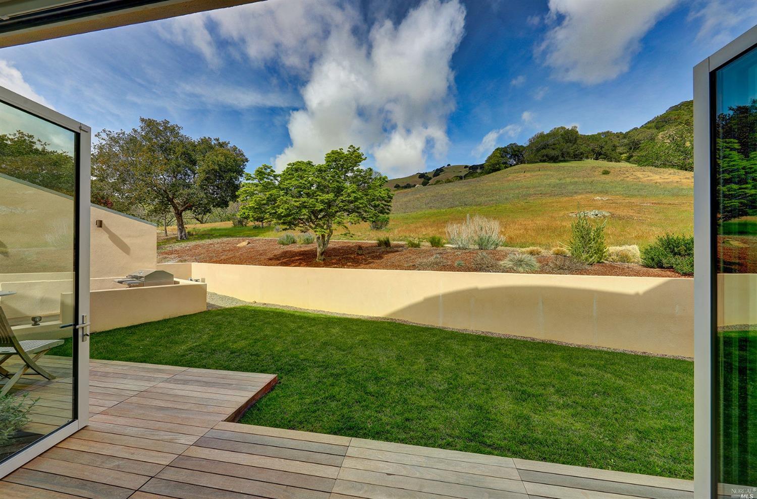 20 Westgate Drive San Rafael, CA 94903 - Photo 9 of 37