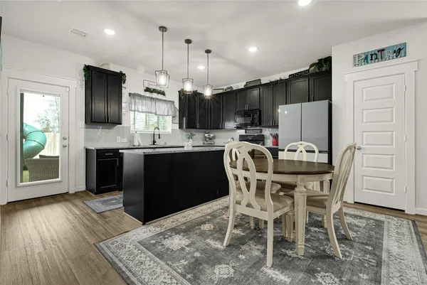 $248,900 | 30260 Kingston Heath Drive, Cleveland, TX 77327