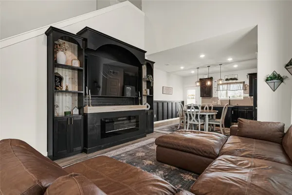$248,900 | 30260 Kingston Heath Drive, Cleveland, TX 77327