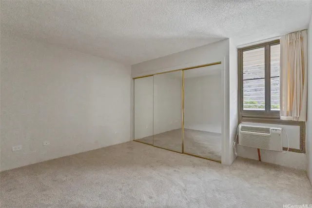 $499,000 | 521 Hahaione Street, Unit 12G, Honolulu, HI 96825