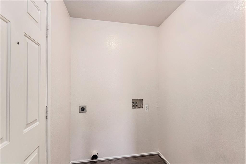 234 Rentz Pl Circle Weatherford, TX 76086 - Photo 13 of 25