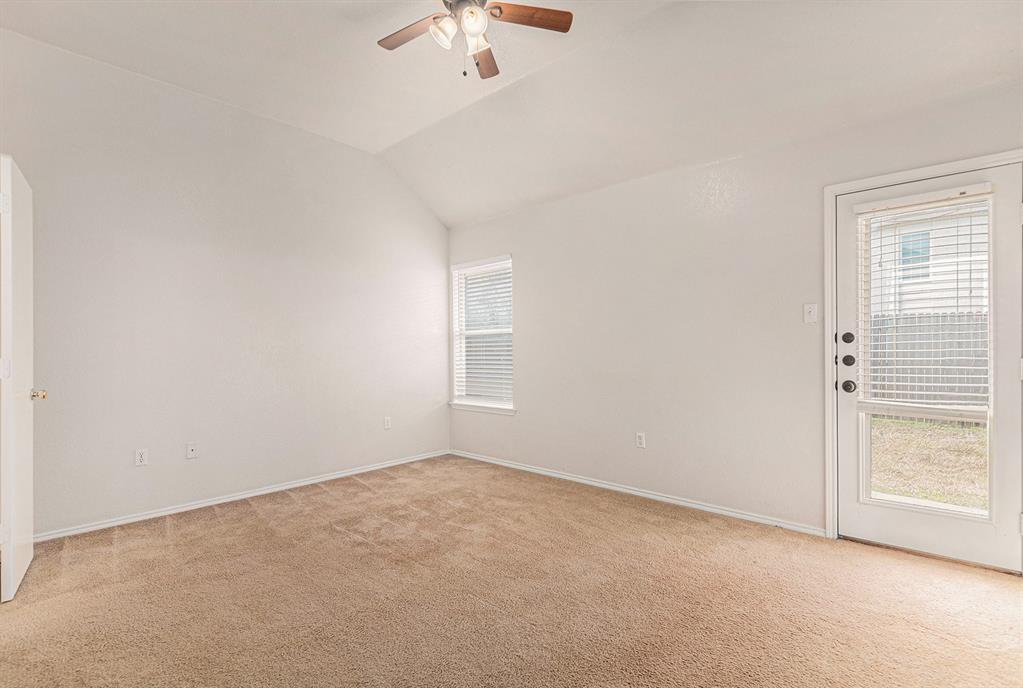 234 Rentz Pl Circle Weatherford, TX 76086 - Photo 14 of 25