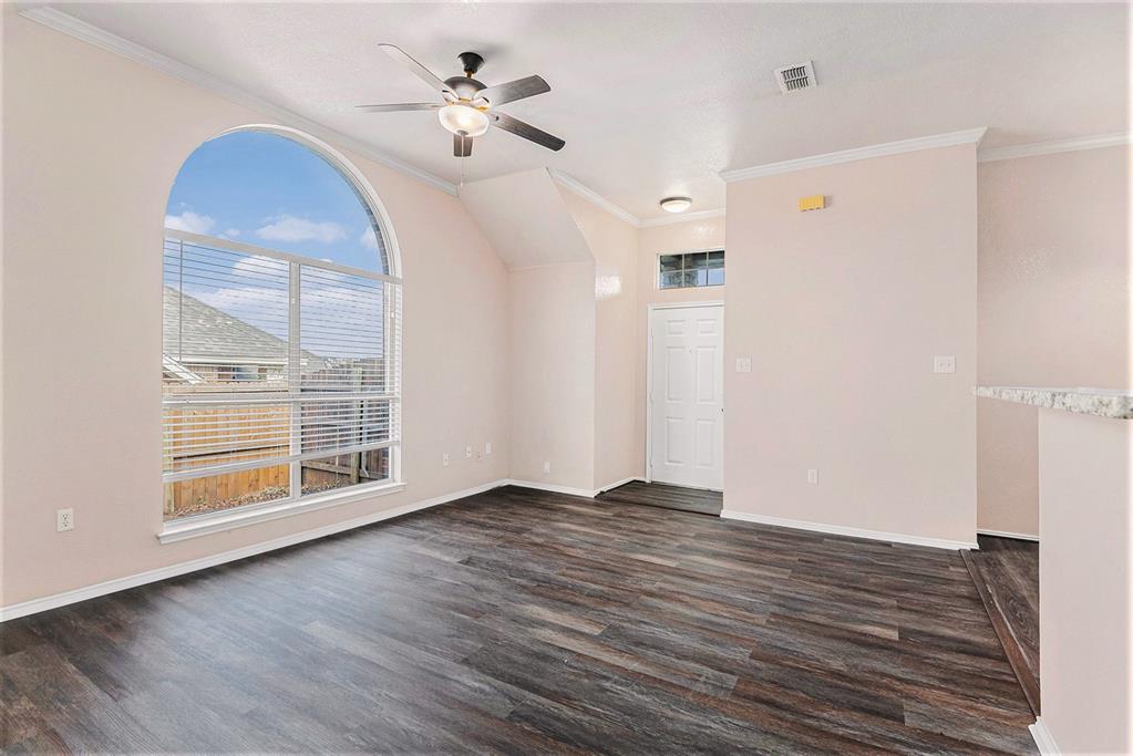 234 Rentz Pl Circle Weatherford, TX 76086 - Photo 6 of 25