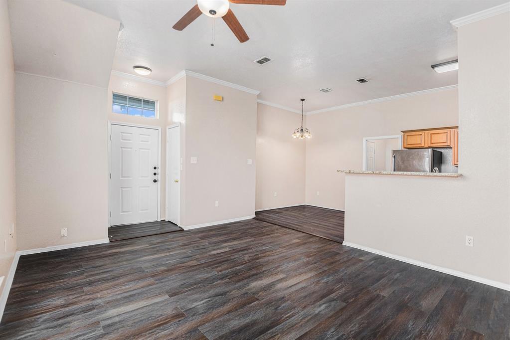 234 Rentz Pl Circle Weatherford, TX 76086 - Photo 7 of 25