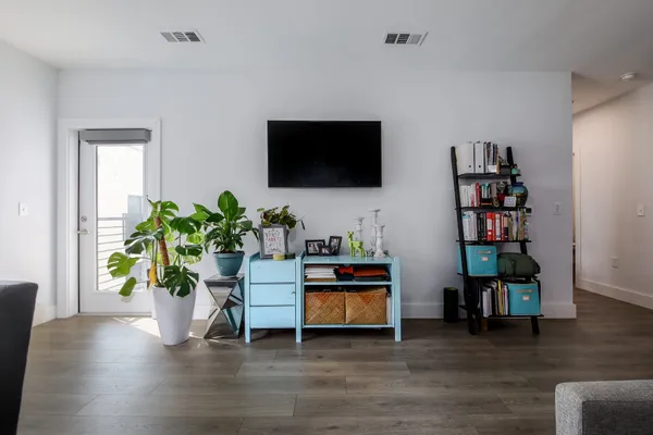 $1,850 | 2213 Poquito Street, Unit 305, Austin, TX 78722