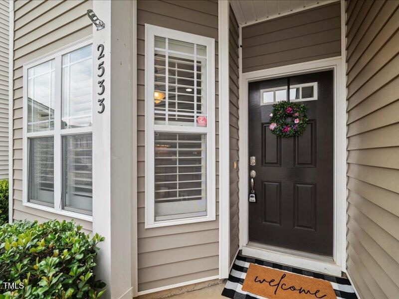 2533 Asher View Court Raleigh, NC 27606 - Photo 3 of 61 04-P1064380