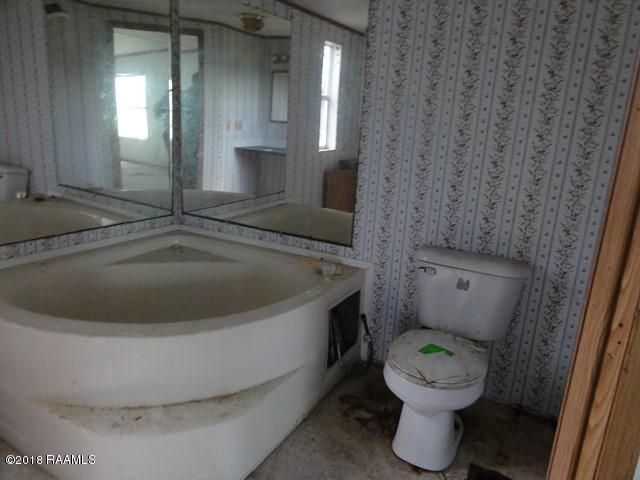 2500 Allen Road Maurice, LA 70555 - Photo 13 of 18 BATH 1