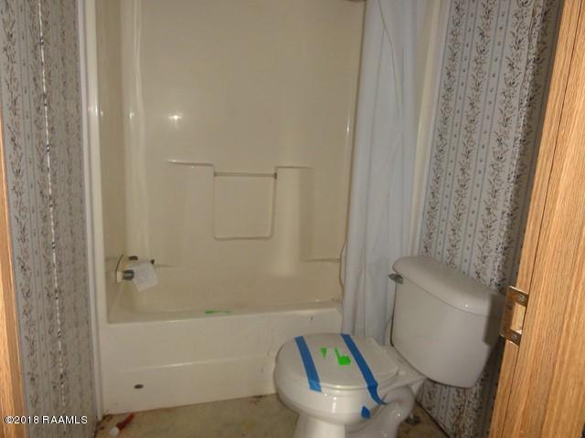 2500 Allen Road Maurice, LA 70555 - Photo 17 of 18 BATH 3