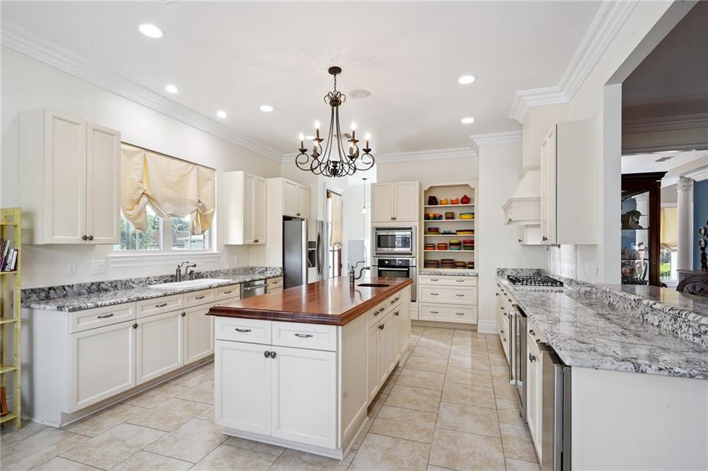 712 Stewart Avenue River Ridge, LA 70123 - Photo 8 of 25