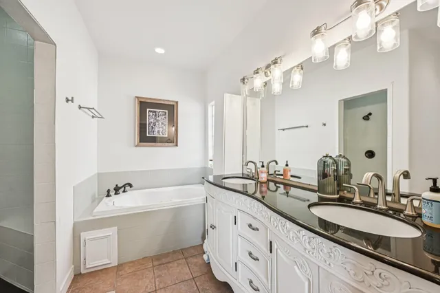 $550,000 | 5736 Petty Street, Houston, TX 77007