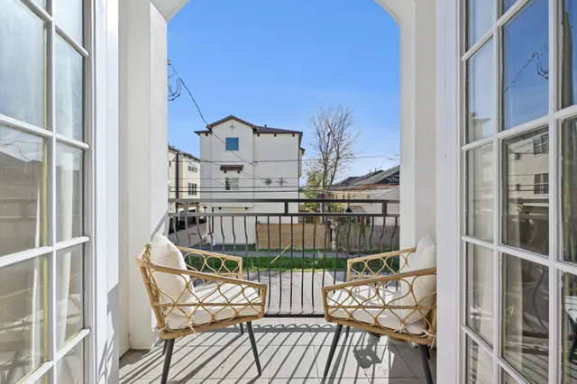 $550,000 | 5736 Petty Street, Houston, TX 77007